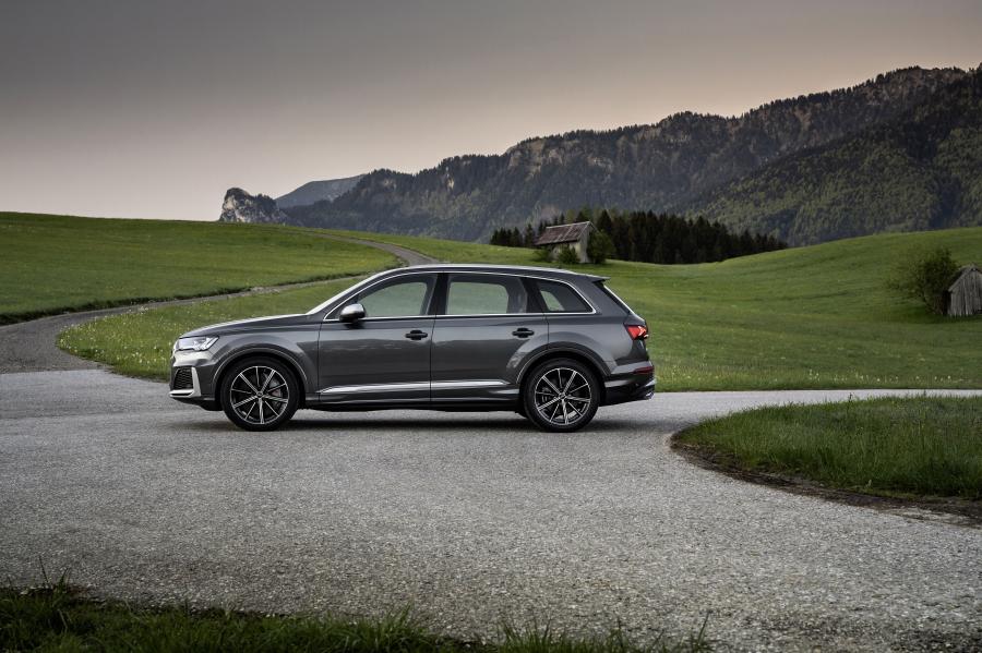  Audi SQ7 TFSI (4M) 2020 года  (WW) (фото 17 из 45)